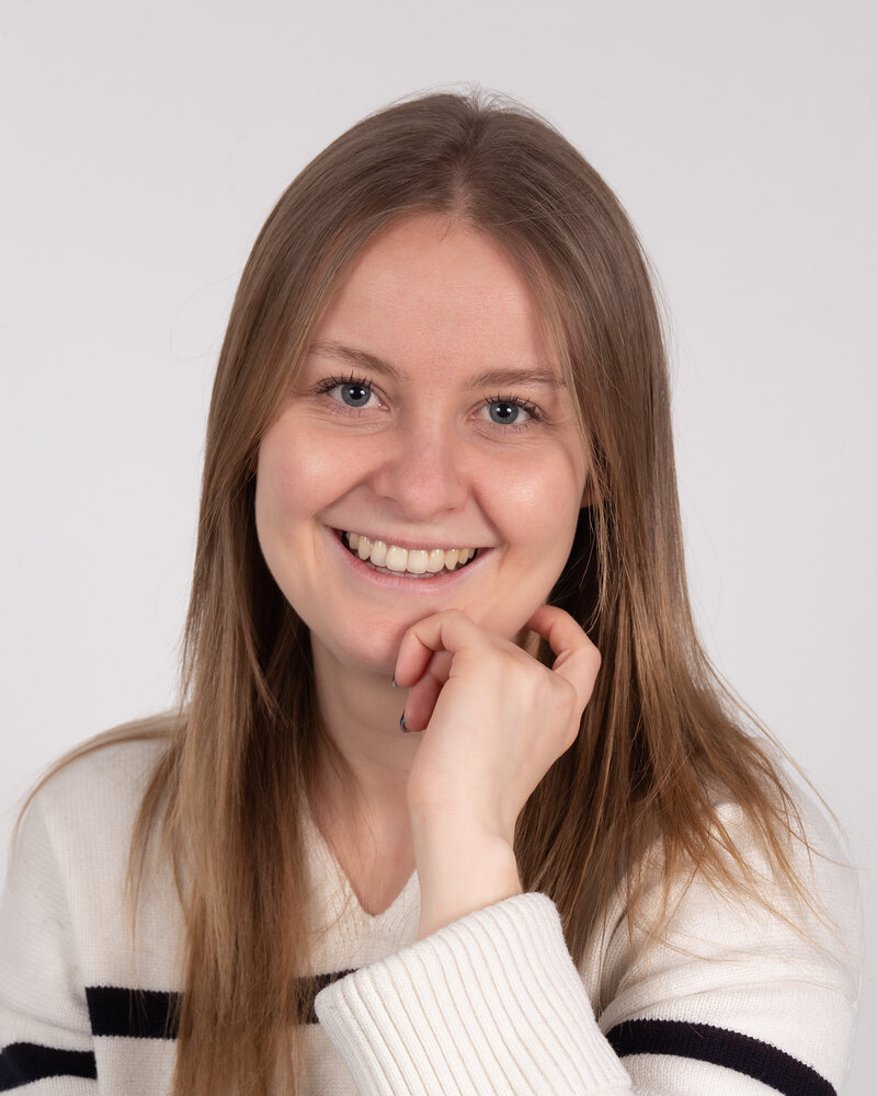 Claire Van Belle
